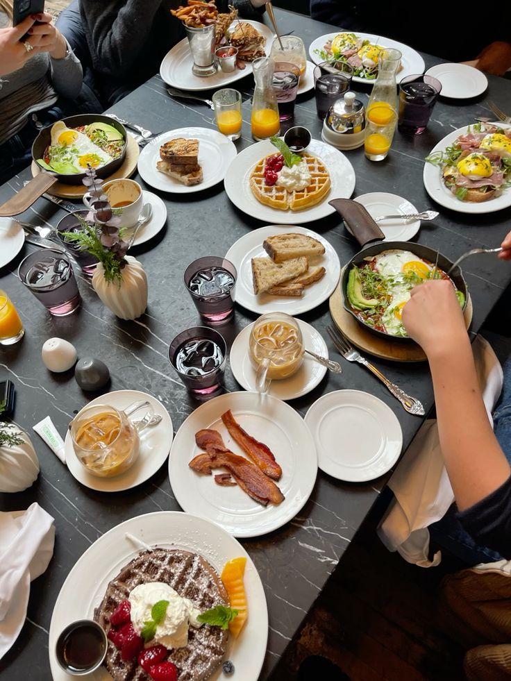 Where Cancun Locals Go for a Casual Family Meal